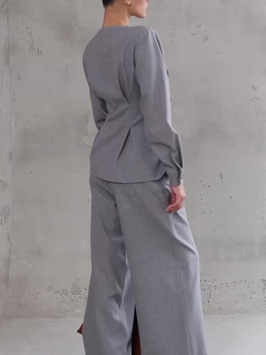 Ensemble gris clair avec haut asymétrique à col en V et boutons & pantalon Large